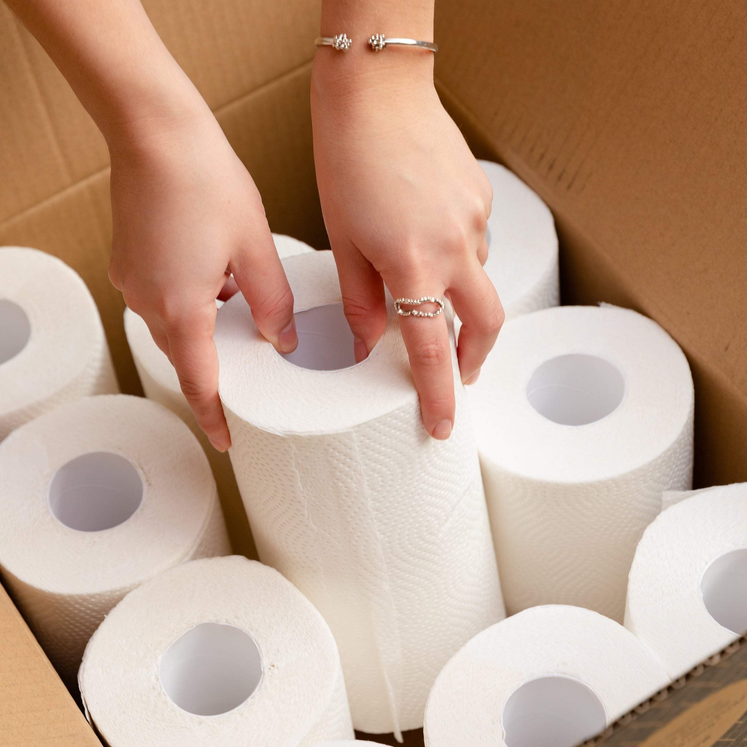 bamboo kitchen rolls in a box