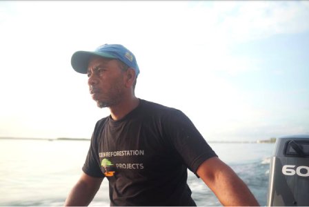 Restoring degraded mangrove forests in Kenya: Shaffi's story